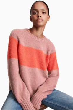 All Saints AllSaints Pink Lou Uno Jumper -ALLSAINTS Sales unnamed file 1873 scaled