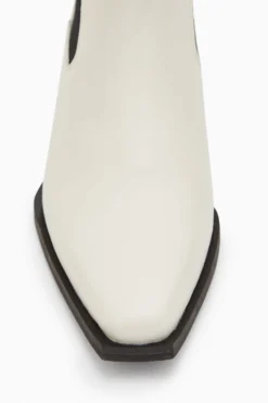 All Saints AllSaints White Vally Boots -ALLSAINTS Sales unnamed file 2585 scaled