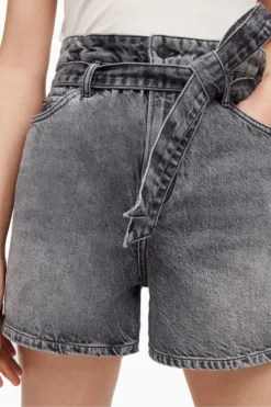 All Saints AllSaints Palmer Black Paperbag Shorts 6 All Saints AllSaints Palmer Black Paperbag Shorts -ALLSAINTS Sales unnamed file 3085 scaled