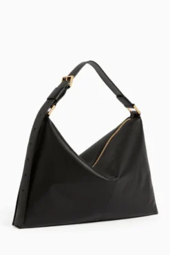 All Saints AllSaints Black Edbury Shoulder Bag 5 All Saints AllSaints Black Edbury Shoulder Bag -ALLSAINTS Sales unnamed file 3208 scaled