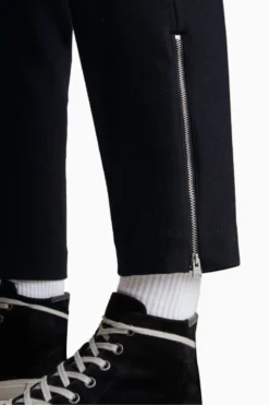 All Saints AllSaints Black Agden Trousers -ALLSAINTS Sales unnamed file 3782 scaled